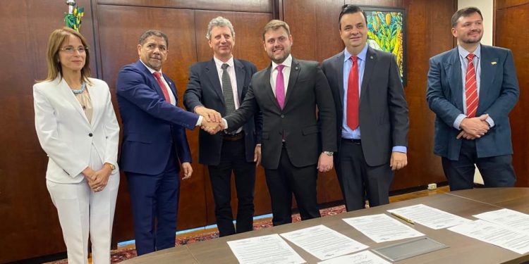 Ministerios de Agricultura RD-Brasil, firman Memorándum de Entendimiento Agrícola y Acuerdo EMBRAPA