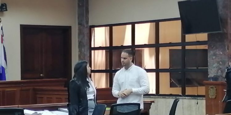 Corte ordena libertad pura y simple a cubano que agredió Digesett