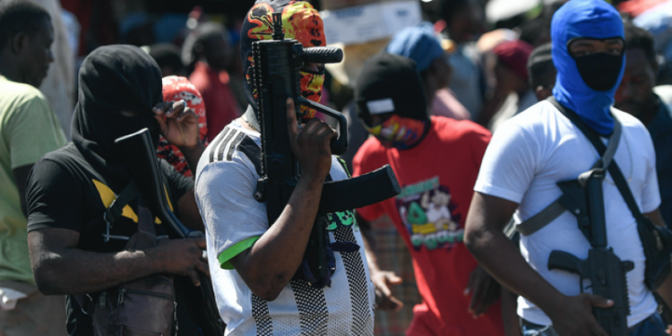 Al menos 104 víctimas mortales por ataques de bandas en sector de Puerto Príncipe