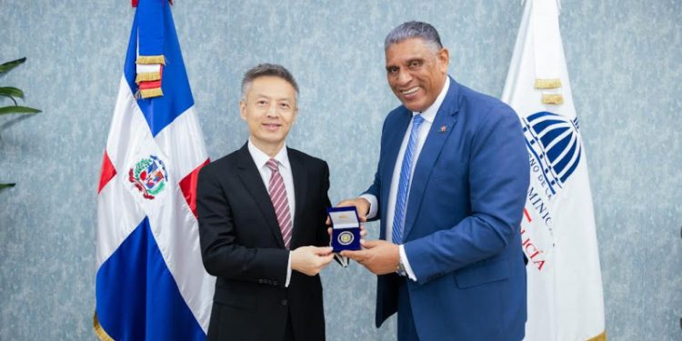 China ayudará en la reforma policial