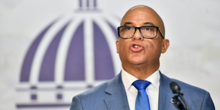 Gobierno advierte cerrará definitivamente frontera si no se detienen trabajos de desvio del Masacre