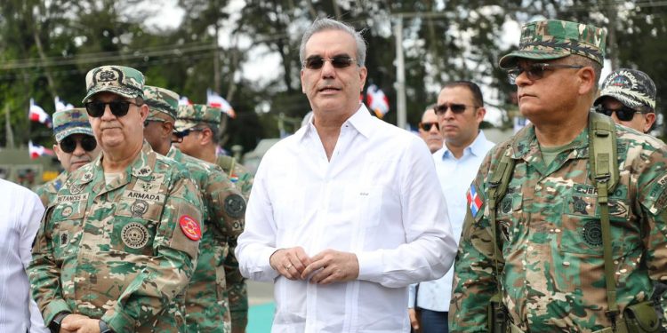 Abinader dispone cierre total de la frontera desde mañana a las 6:00 de la mañana