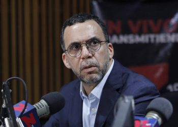 Andrés Navarro le recuerda la JCE que el PLD seguirá en las calles