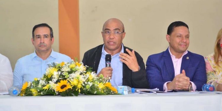 Buscan crear dos municipios en la provincia Santiago