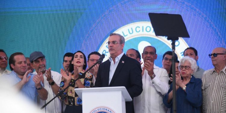 Abinader gana ampliamente y tiende la mano a Guido, Alburquerque y a Delia Josefina
