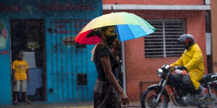 Meteorología prevé la ocurrencia de aguaceros moderados este lunes
