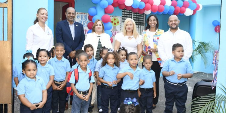 Minerd da apertura a centro modelo de educación inicial “Jardín de los Sueños”