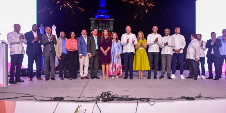 Clausuran Tercera Feria de Innovación y Emprendimiento con masiva asistencia