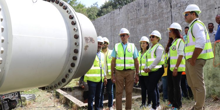Concluye con éxito instalación macromedidor de caudal y mantenimiento en toma de Bao
