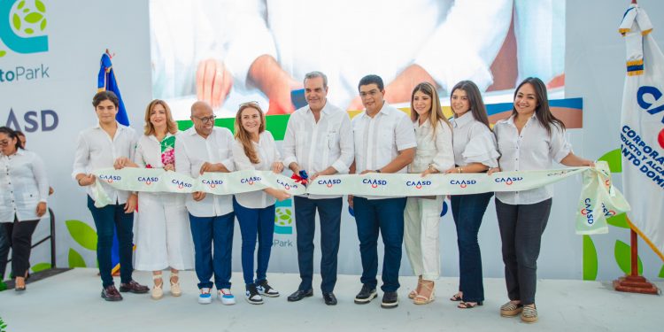 Presidente Abinader inaugura Cristo Park para beneficio de más de 350 mil personas de seis barriadas