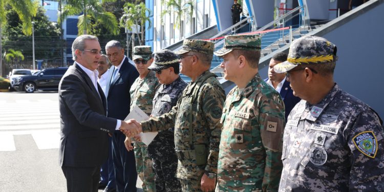 Presidente Abinader encabeza reunión de seguimiento al Plan de Seguridad Ciudadana