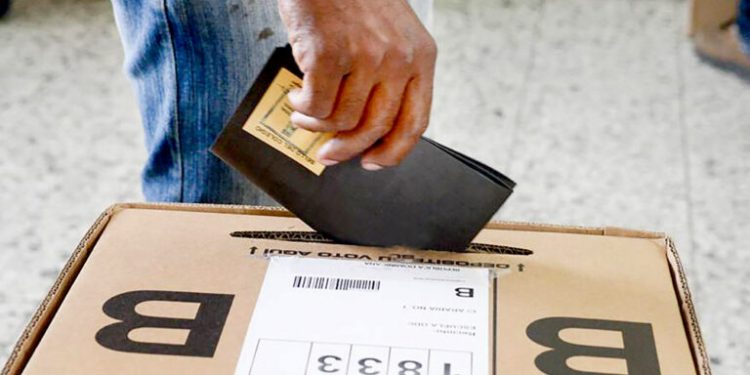 El padrón para las municipales cierra con 8 millones 105 mil electores