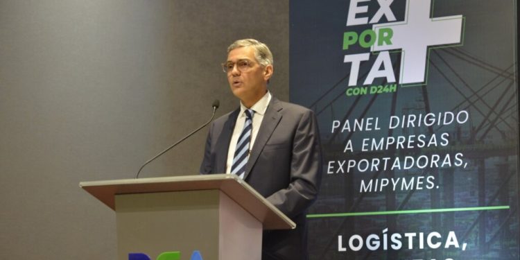 Aduanas instruye a mipymes y emprendedores para que exporten a otros mercados