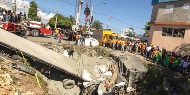 Accidente en Haina deja 10 muertos y 17 heridos; autoridades investigan