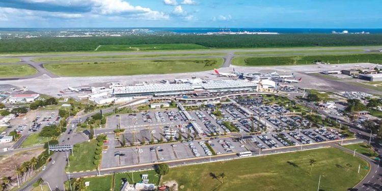 Gobierno extiende al 2060 la concesión de Aerodom que vencía en 2030