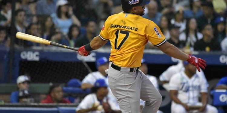 Las Águilas retoman la iniciativa ante el Licey y recortan distancia
