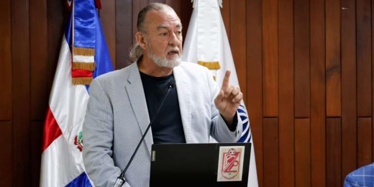 Aumentan a 16 las muertes oficiales por dengue; casos se elevan a 15,606