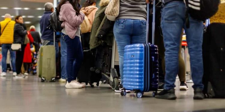 Diputados modificaron proyecto de exención fiscal a regalos de dominicanos que viven en el exterior