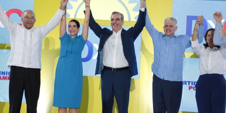 Eduardo Estrella: Vamos a la calle a buscar votos para Luis Abinader 24-7