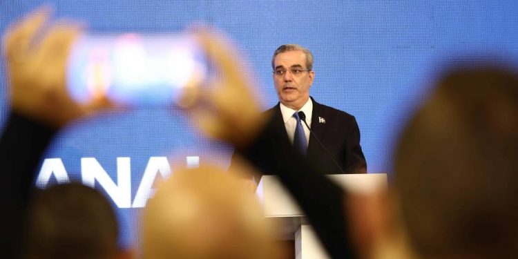 Abinader le expresa apoyo al presidente electo de Guatemala en defensa de su mandato