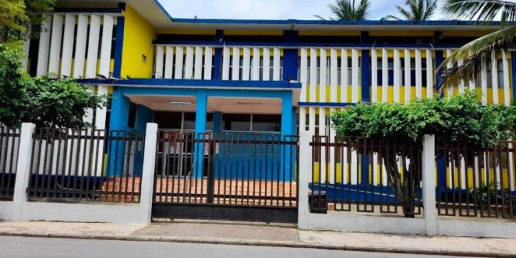 Hospital Materno Infantil de La Altagracia tiene 2,400 pacientes con VIH