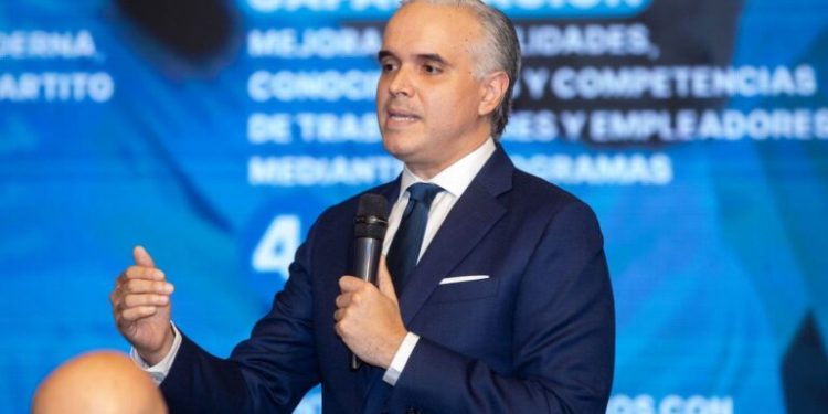 Modificación del Código Laboral avanza en sus negociaciones
