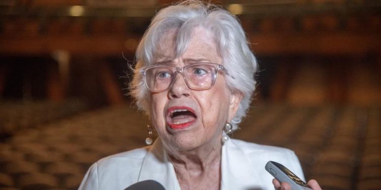 Milagros Ortiz Bosch recibe alta médica; estuvo ingresada por COVID-19 en hospital de EEUU