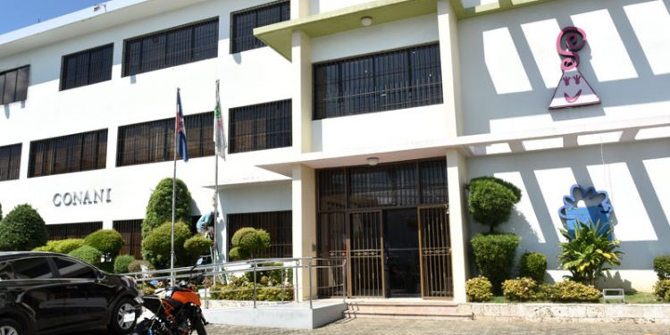 Conani dice menor que protagonizó altercado con seguridad de plaza comercial había sido intervenido