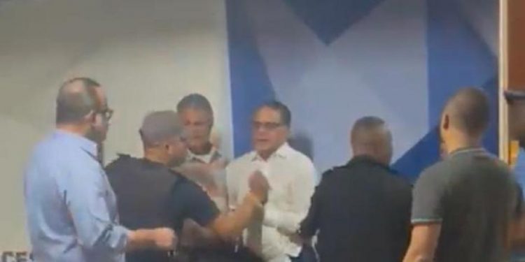 Corte aplaza apelación de Raúl Rizik, acusado de violencia de género