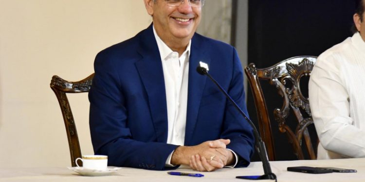 Abinader se trasladará desde mañana a Pedernales para recibir crucero en Cabo Rojo