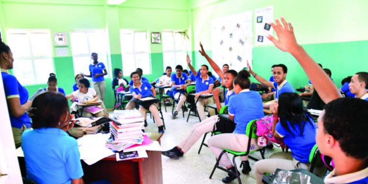 La alegría regresa a escuelas desde hoy con el reinicio de la docencia