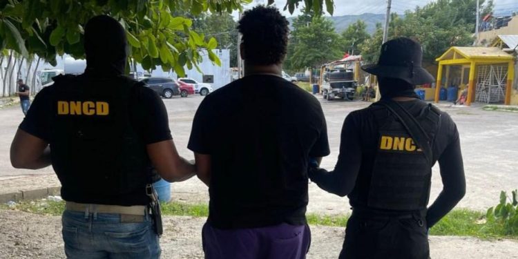 Apresan a "Popeye", el hombre vinculado al decomiso de 168 paquetes de cocaína en Barahona