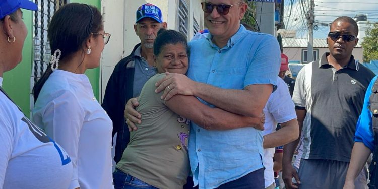 Ulises Rodríguez asegura aventaja con más de 25 puntos a su contrincante del PLD en Santiago