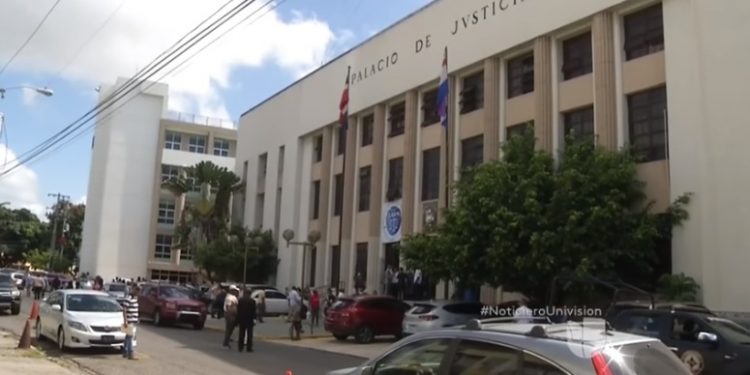 Aplazaron audiencia contra los acusados de estafa inmobiliaria