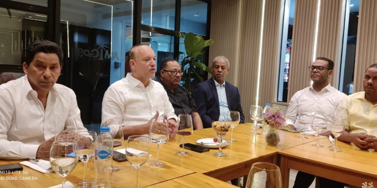 Ulises Rodríguez promete una gestión municipal que transformará la ciudad de Santiago