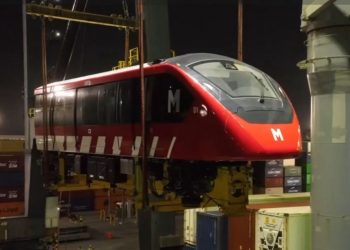 Llega a RD primer tren del Sistema Monorriel de Santiago