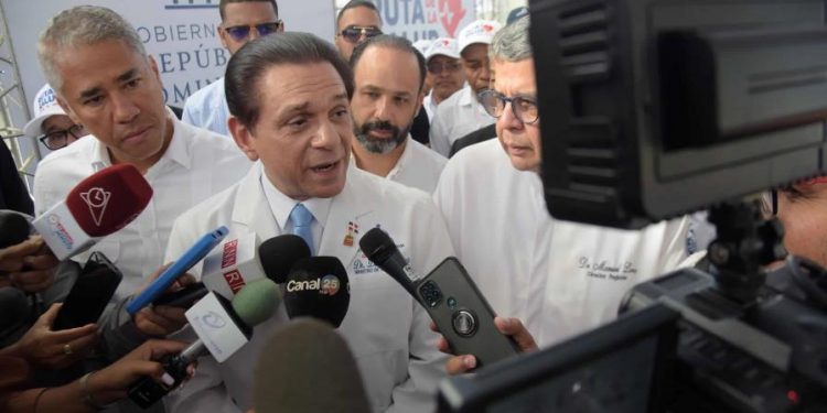 Daniel Rivera dispuesto asumir candidatura a la senaduría de Santiago por el PRM