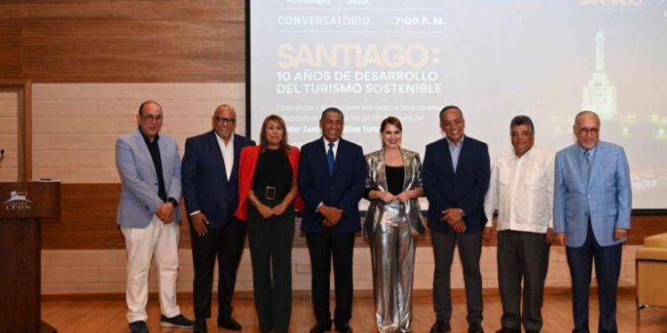 Buscan desarrollo turístico en Santiago