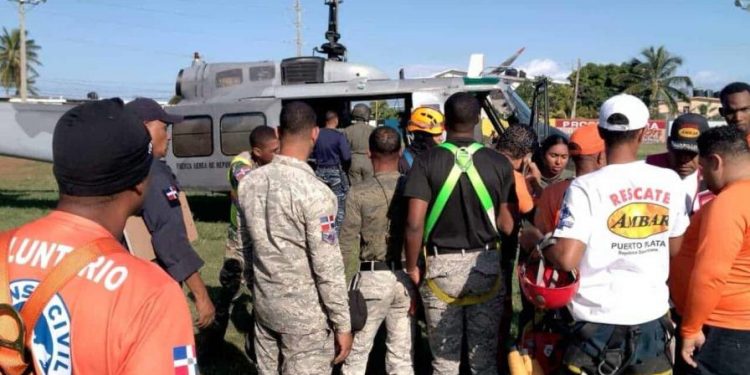 Localizan a senderistas desaparecidos en Loma Isabel de Torres