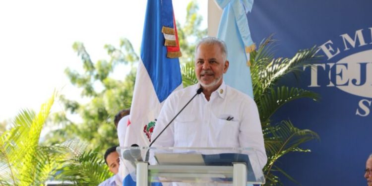 EGEHID inicia reconstrucción de tres carreteras en Santiago Rodríguez