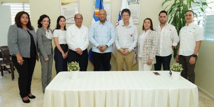 Proindustria anuncia 300 nuevos empleos para Zona Franca en San Francisco durante recorrido con embajador de Japón