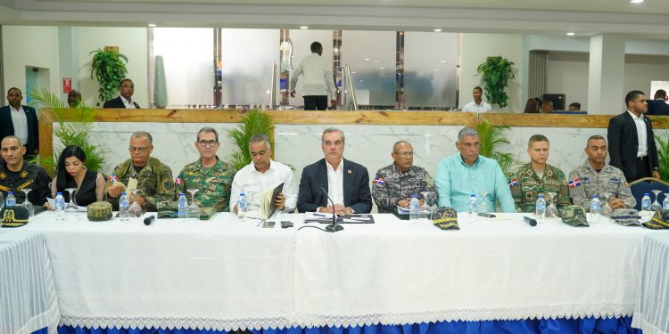 Presidente Abinader encabeza reunión de seguimiento al Plan de Seguridad Ciudadana