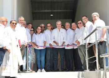 Presidente Abinader inaugura recinto de la Universidad ISA en Bohechio, San Juan para transformar la agricultura