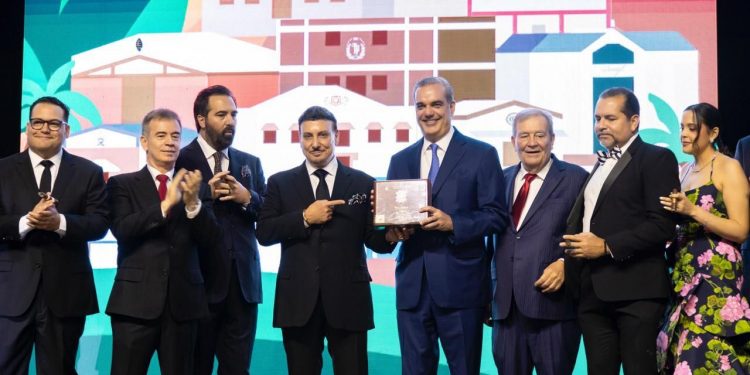 Asociación de Productores de Cigarros de RD valora apoyo incansable del presidente Abinader al sector tabaquero