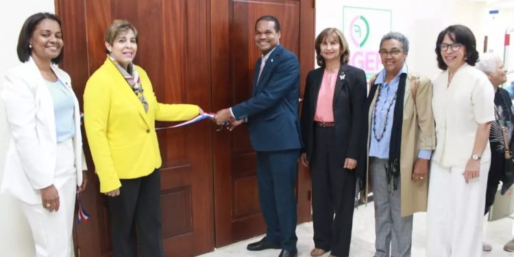 UASD Recinto Santiago inaugura Oficina Unidad de Género y Familia