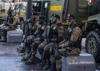 Decreto | Abinader asciende a cuatro a mayores generales y a 15 a generales de brigadas