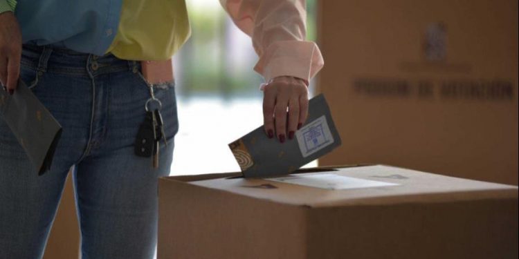 Mujeres ocuparán 42 % de cargos municipales tras subir representación en las elecciones