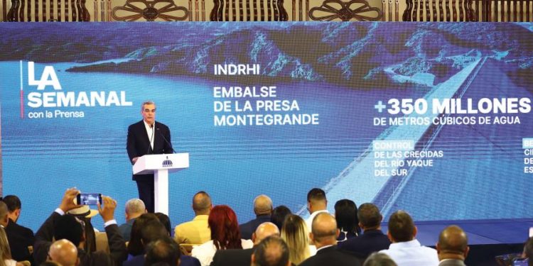 Gobierno planifica invertir 370 millones de dólares en obras en el sector del agua