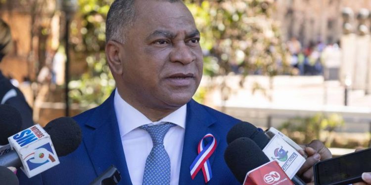 Prisiones tomará medidas para evitar celulares en las cárceles