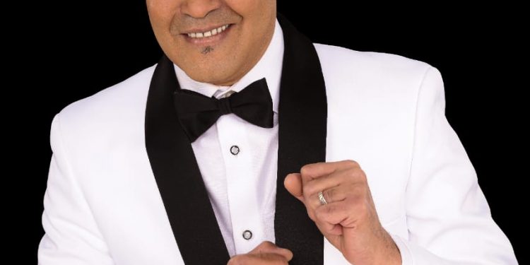 Alex Bueno con su propio sello AWB Music LLC y varias novedades artísticas